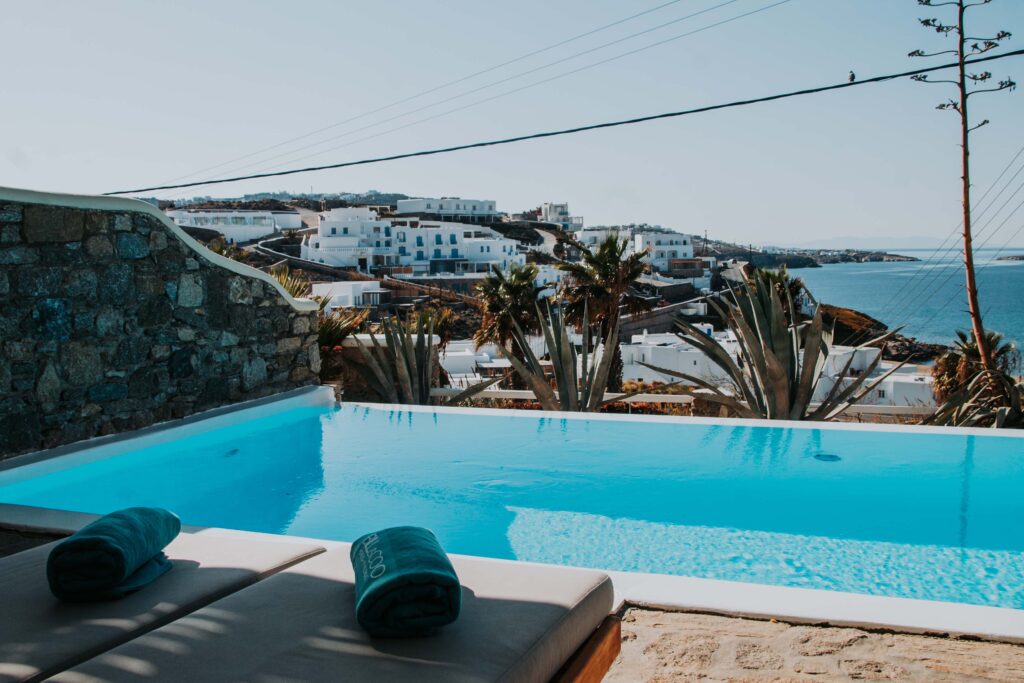 Bill&Coo Mykonos - Travel WorldClass