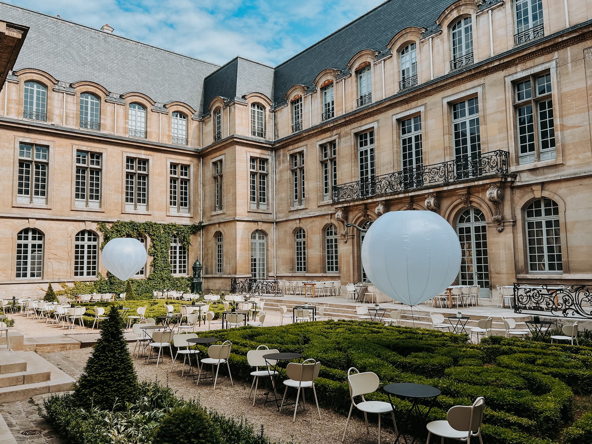 musee carnavalet paris, cafe, tickets, hours, garden.