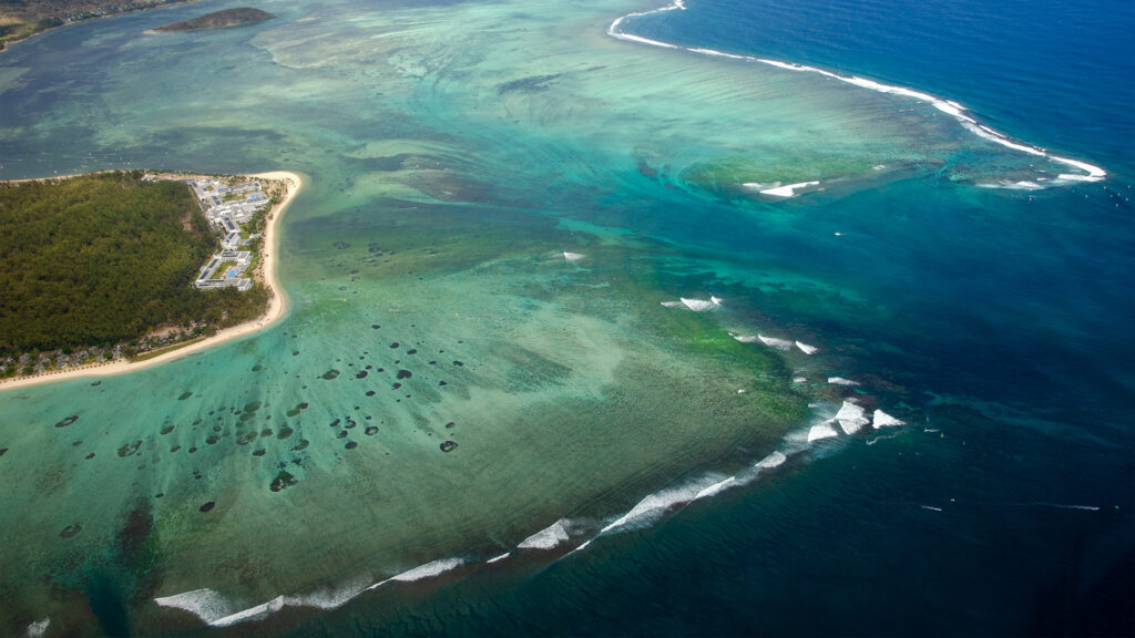 le morne mauritius helicopter. Wallpaper Mauritius underwater waterfall