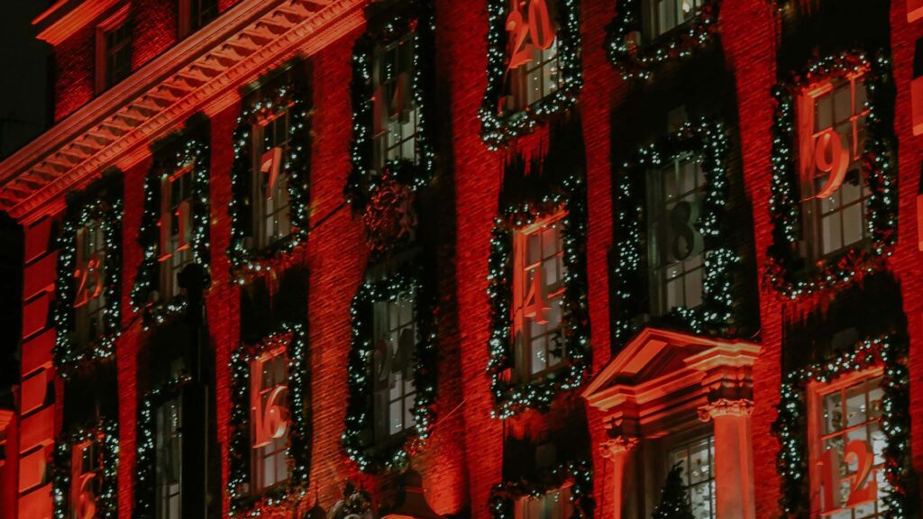 Best Luxury Thanksgiving & Christmas Getaways 2025